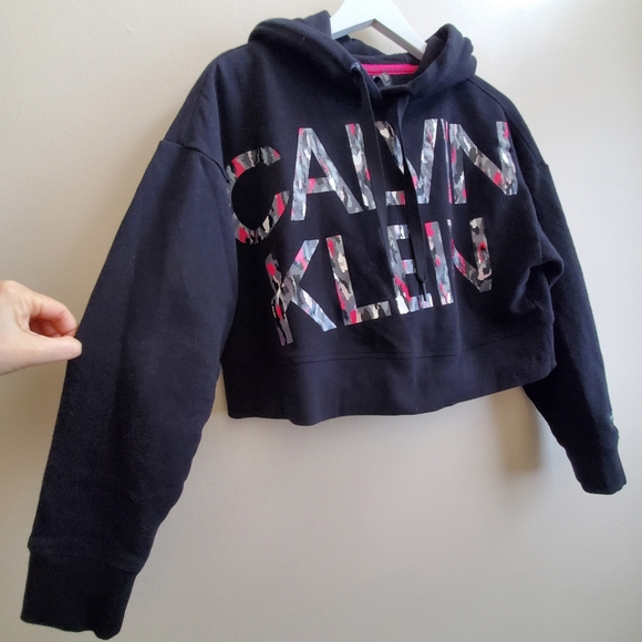 Calvin Klein Cropped Hoodie, Black colour with colourful Logo, M size - Picture 3 of 10